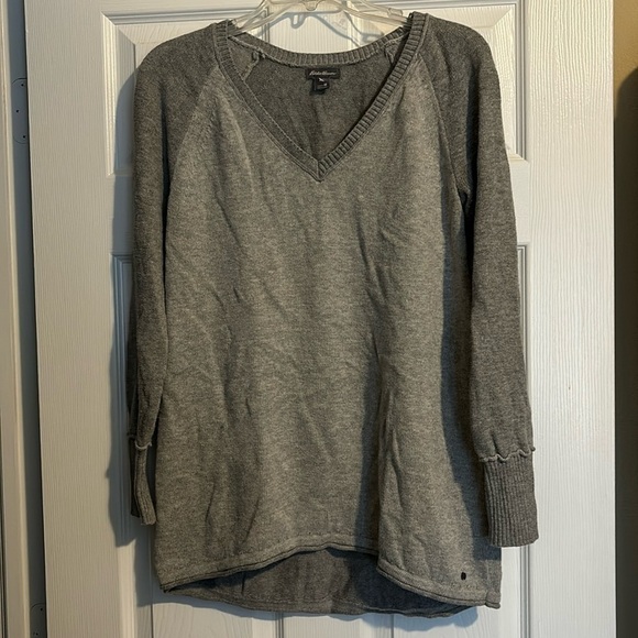 Eddie Bauer women’s gray knit sweater size medium - Picture 1 of 7